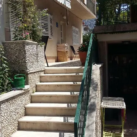 Guest house Kaja